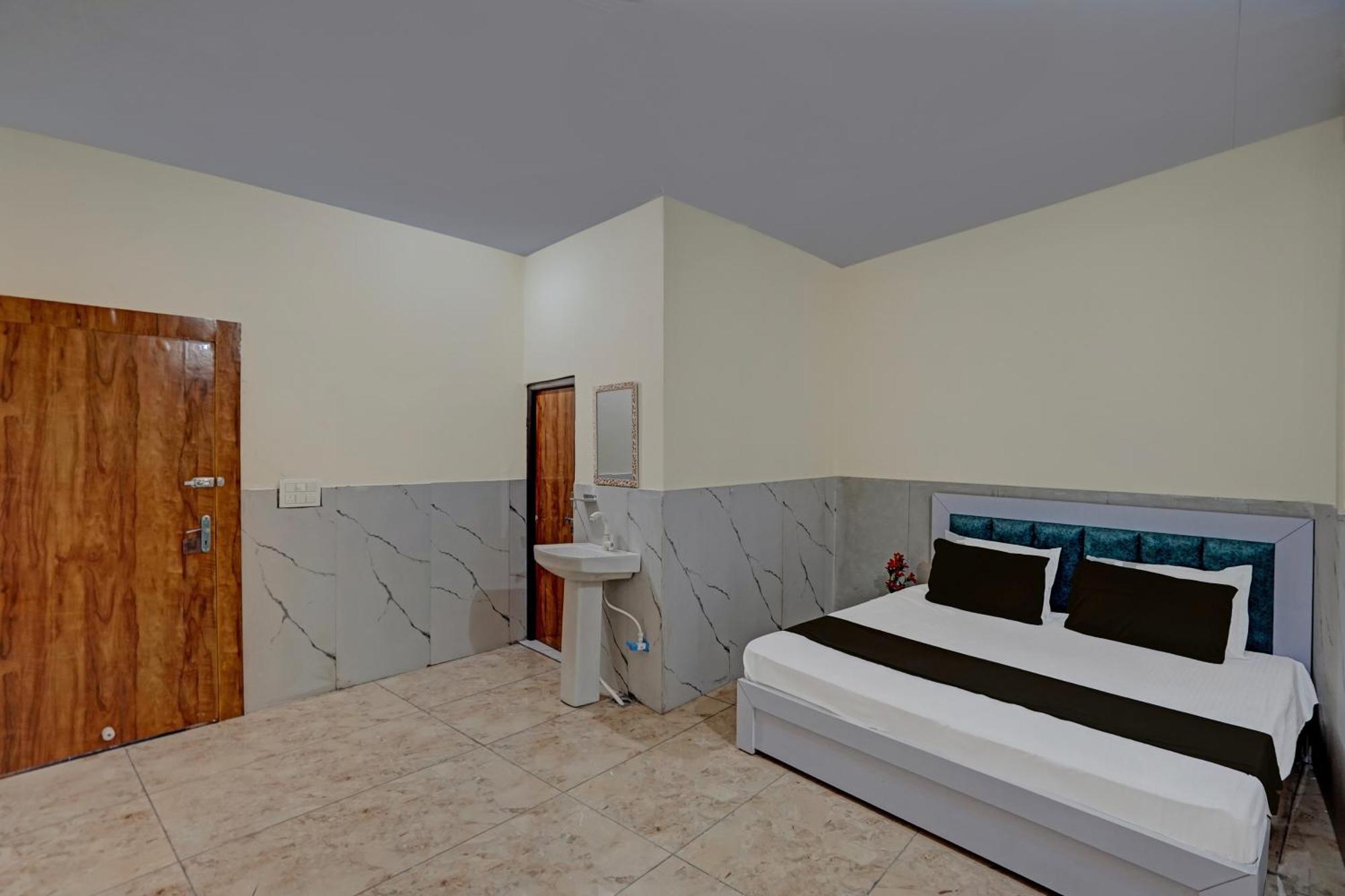 Hotel O Abhinav Hotel Noida Dış mekan fotoğraf