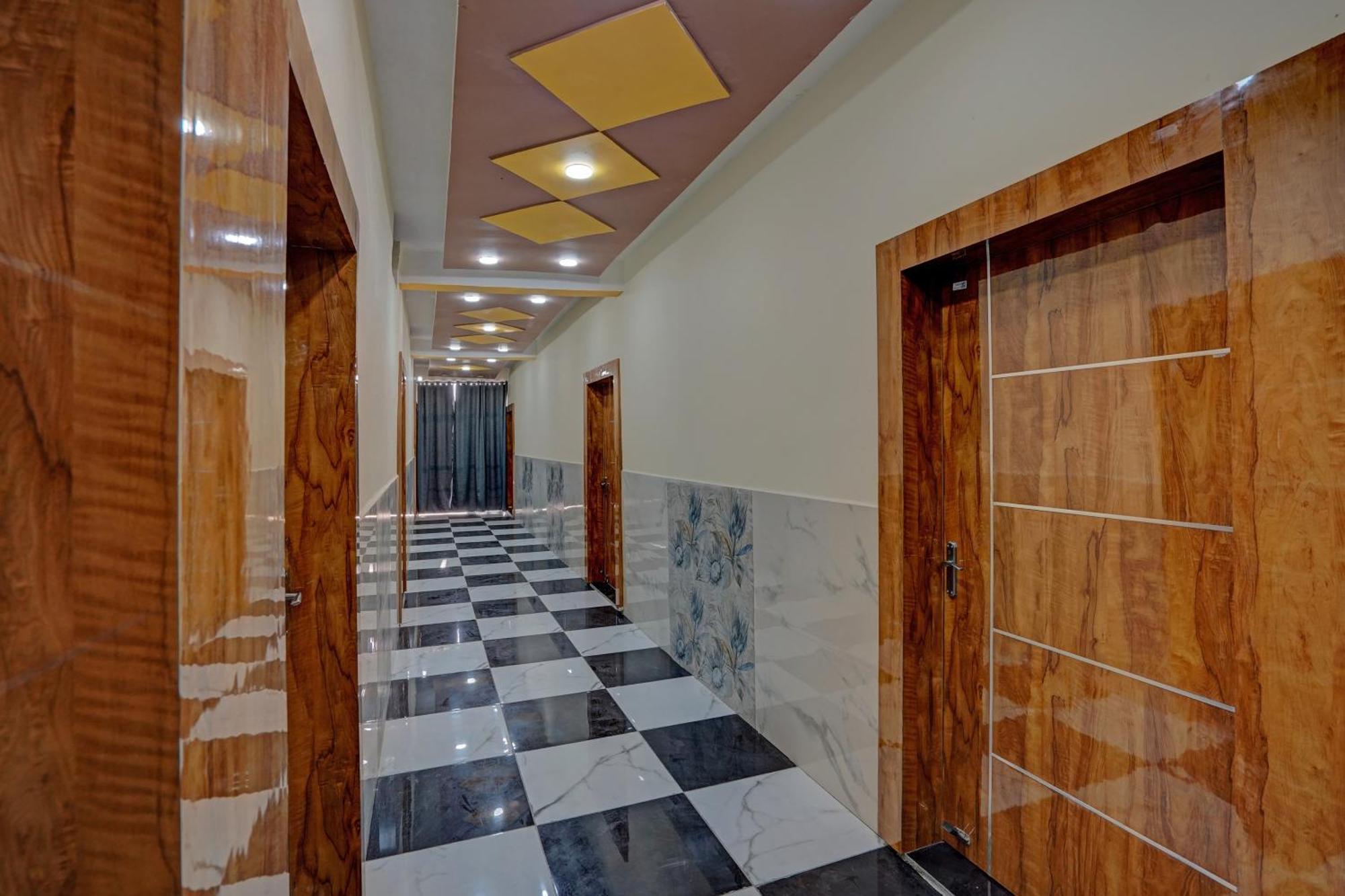 Hotel O Abhinav Hotel Noida Dış mekan fotoğraf